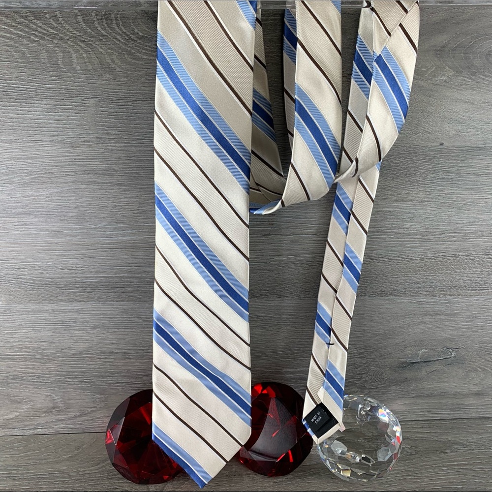 🔴Michael Kors Necktie Eligible for 💝3/$25 Sale